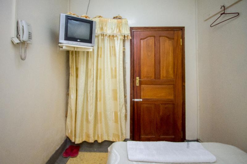 Seldom Hotel Nairobi Bagian luar foto